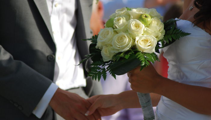 Dove sposarsi in Sardegna. Matrimonio intimo sul mare di Isola Rossa