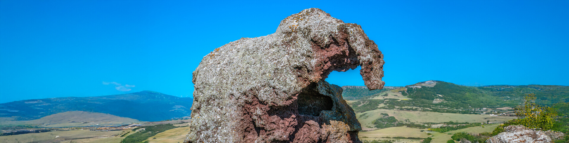 Alla scoperta del sito UNESCO: la Roccia dell’Elefante